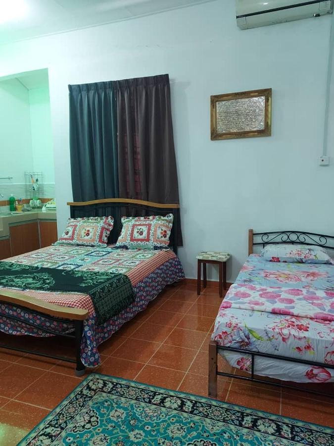 Room 345 哥打巴鲁 外观 照片